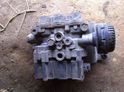 Кран уровня пола главный Wabco MAN 4-SERIE TGA
